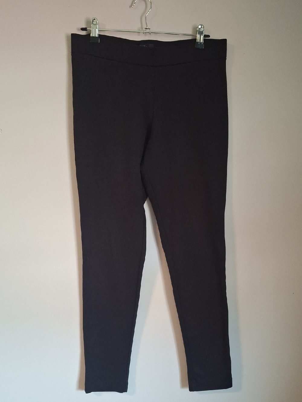 Mossimo Stretch Black Skinny Pull-On Pants – Size M Inseam 26.5"